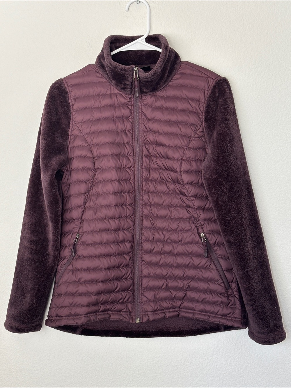 32 Degrees Heat Mixed Media Quilted Hybrid Down Jacket in Plum Purple Full Zip